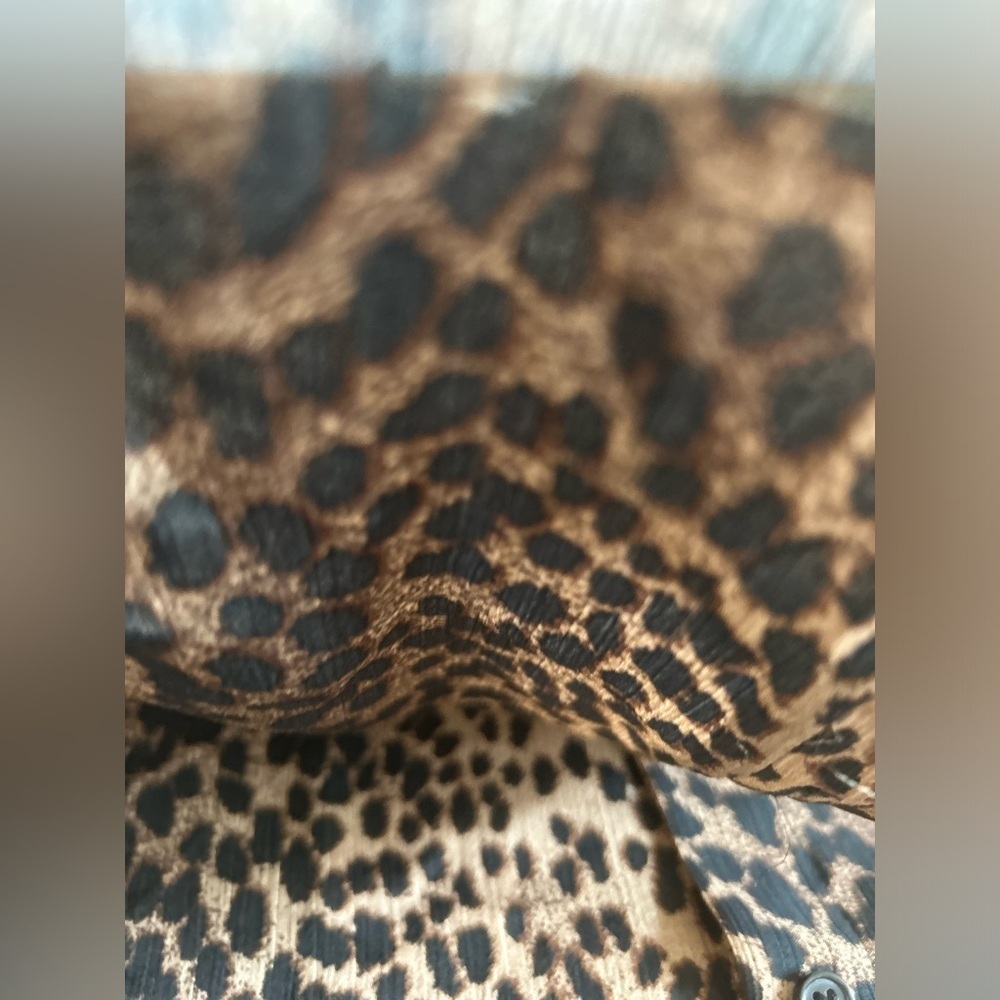 H&M Cheetah Print Sheer Tunic Style Button up Top Long Sleeves Brown and Black - Picture 11 of 12